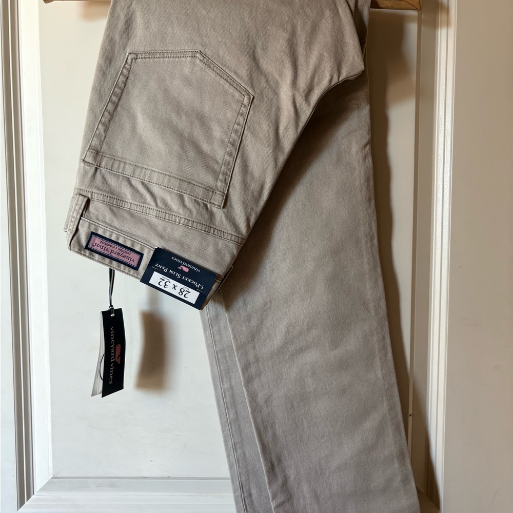 New vineyard vines khaki pants 28 x 32